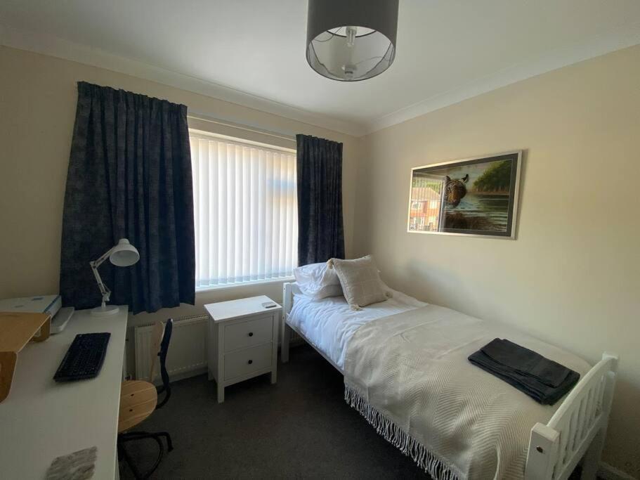 Home In Harrogate Bagian luar foto